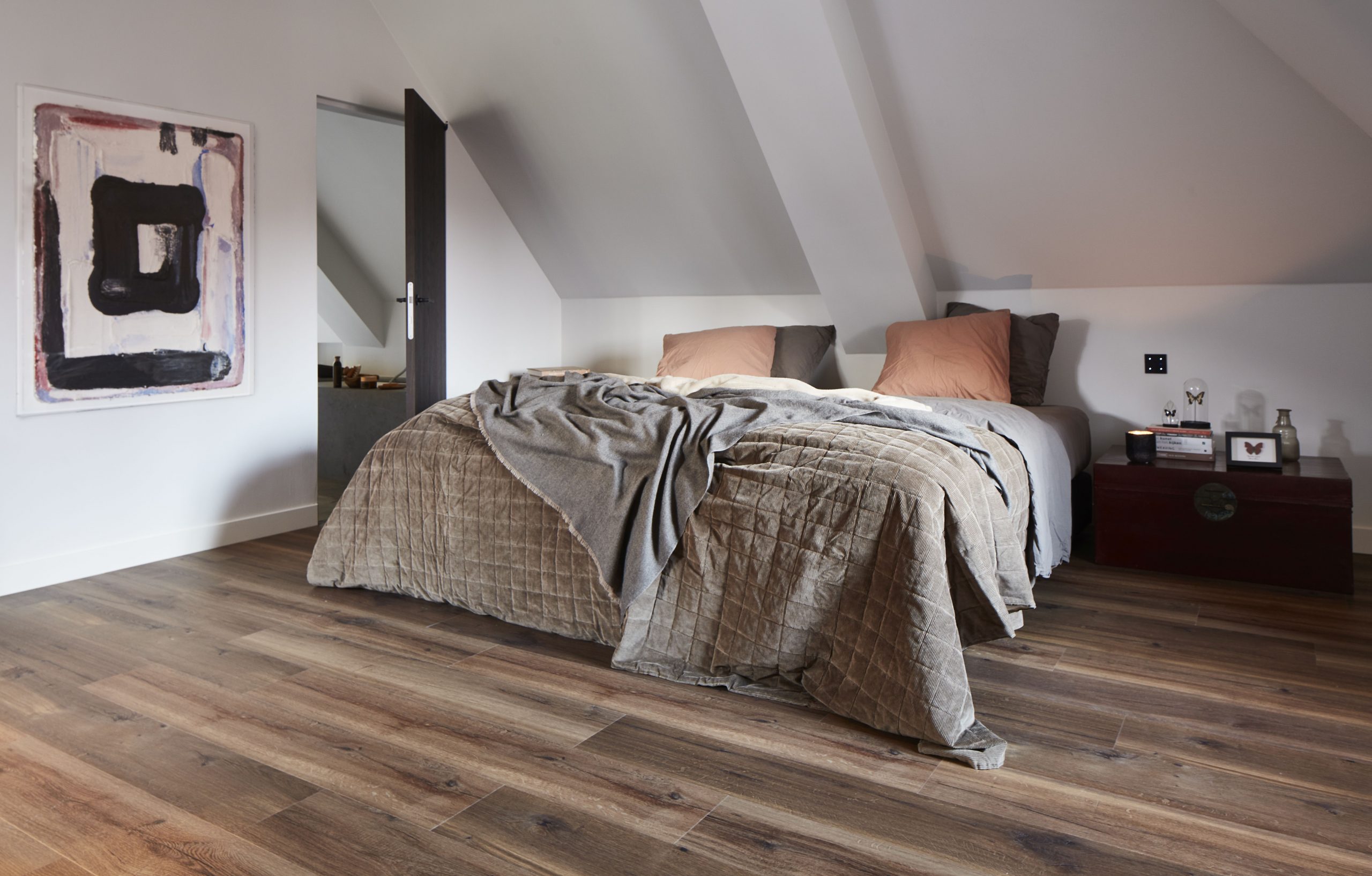beauflor woodgrain bedroom flooring